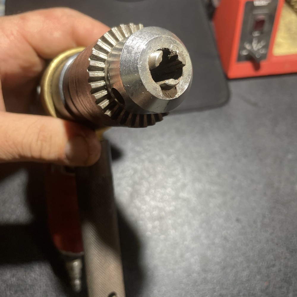 MATCO TOOLS SILVER EAGLE 3E144 3/8" REVERSIBLE KEYLESS AIR DRILL