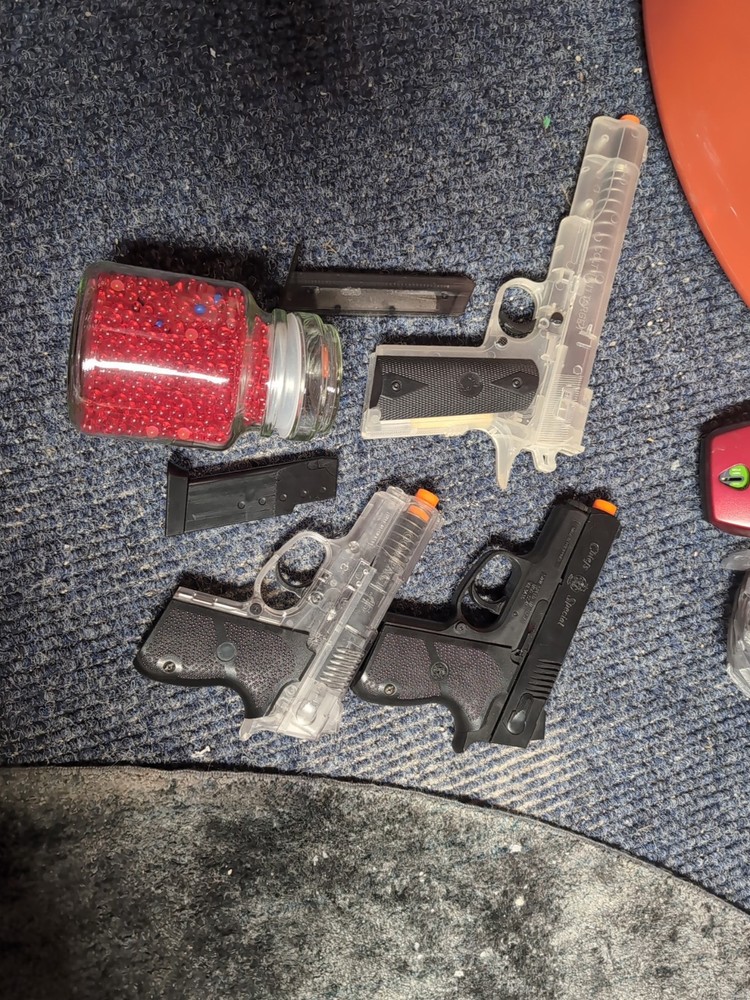 3 Airsoft Play Guns Missing One Clip Comes With Pellets