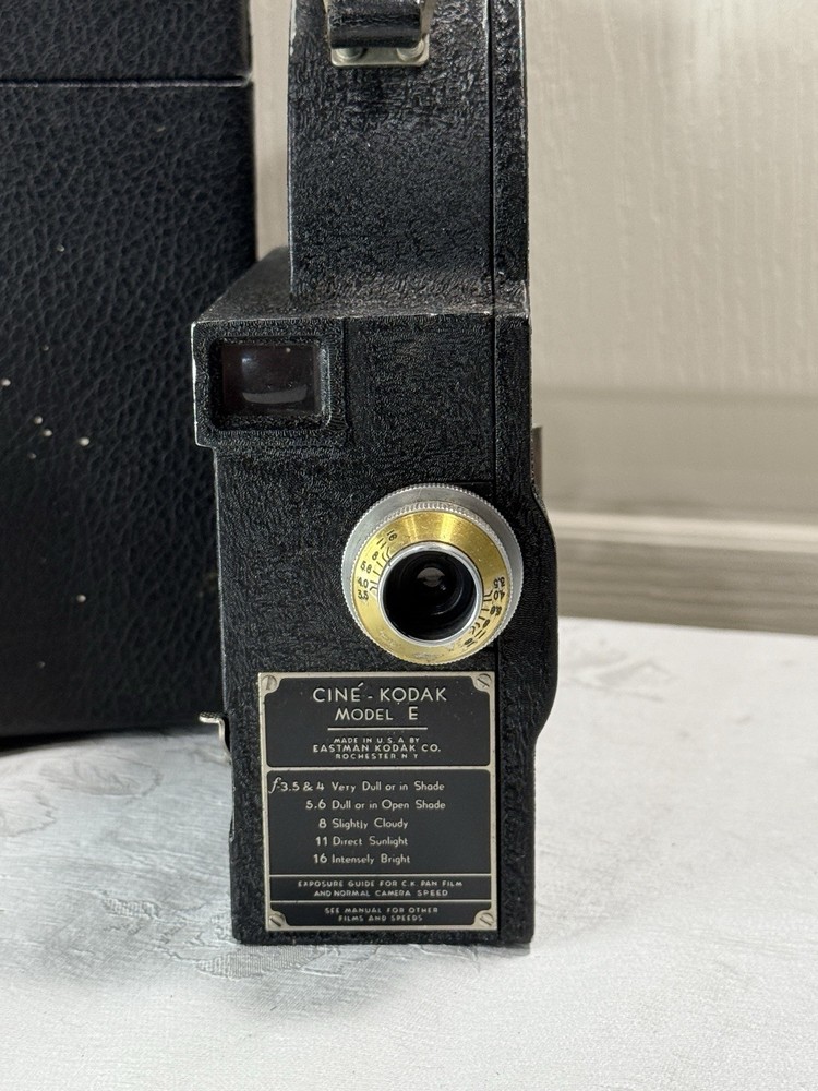 Cine-Kodak Model E Camera w/ Case, Splicer & Oil – Untested, Broken Latch