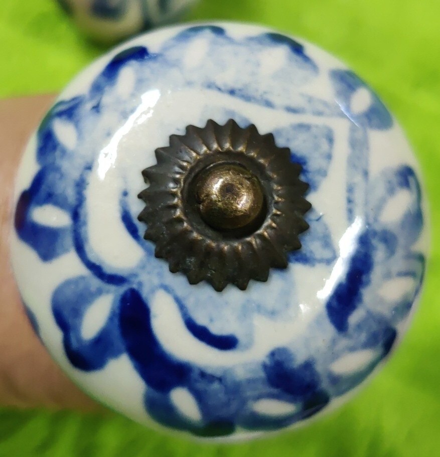 8 Vintage Drawer Knobs Pulls Ceramic Cobalt Blue White Floral