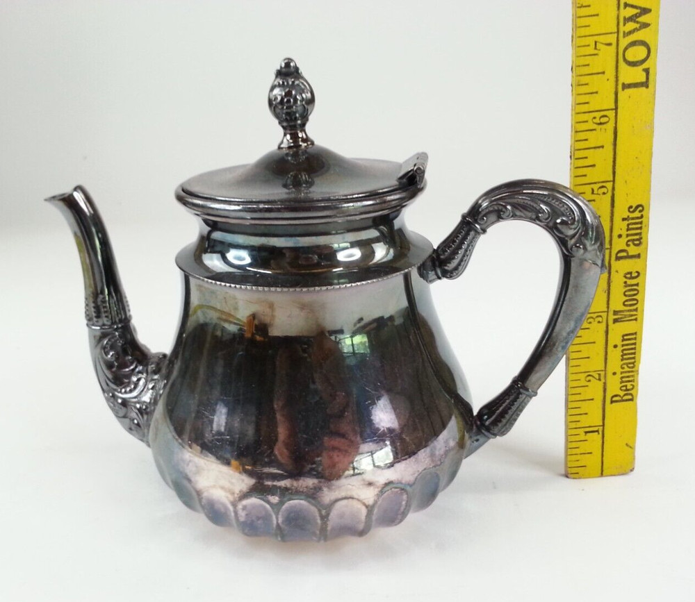 Vintage Teapot Forbes Silver Co Quadruple 169 Silverplate Needs Polishing