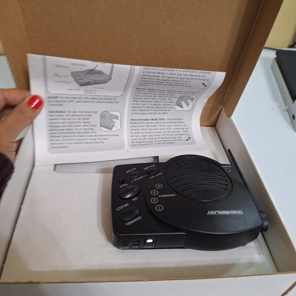 Chamberlain Wireless Portable Intercom 900MHz Single Unit No Pair Incomplete
