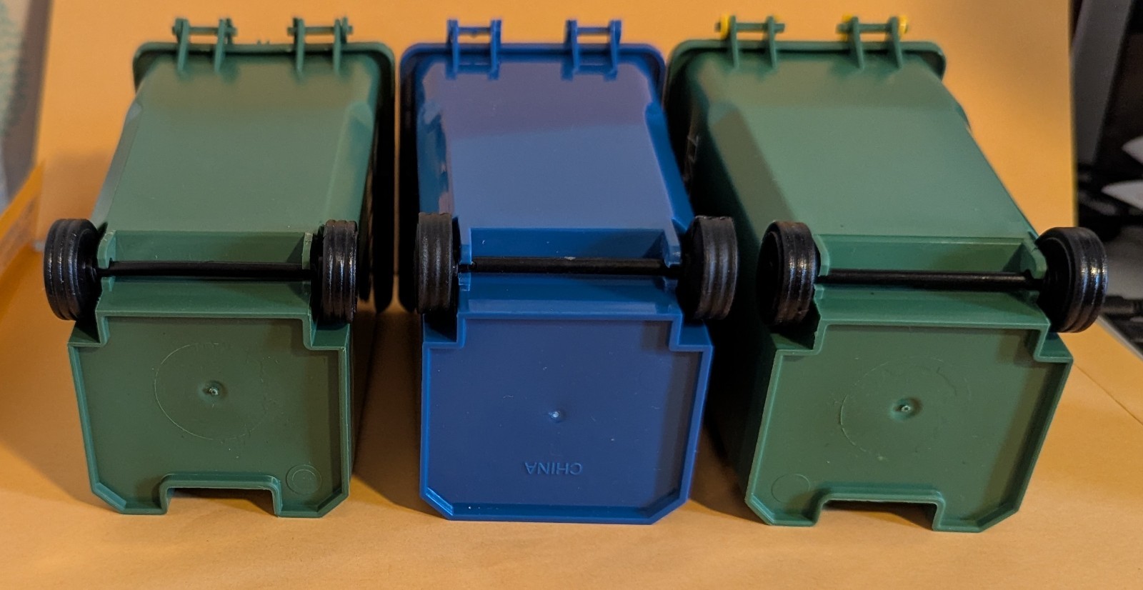 Waste Management Mini Trash & Recycle Can Bin & Republic Services SET OF 3 MINT