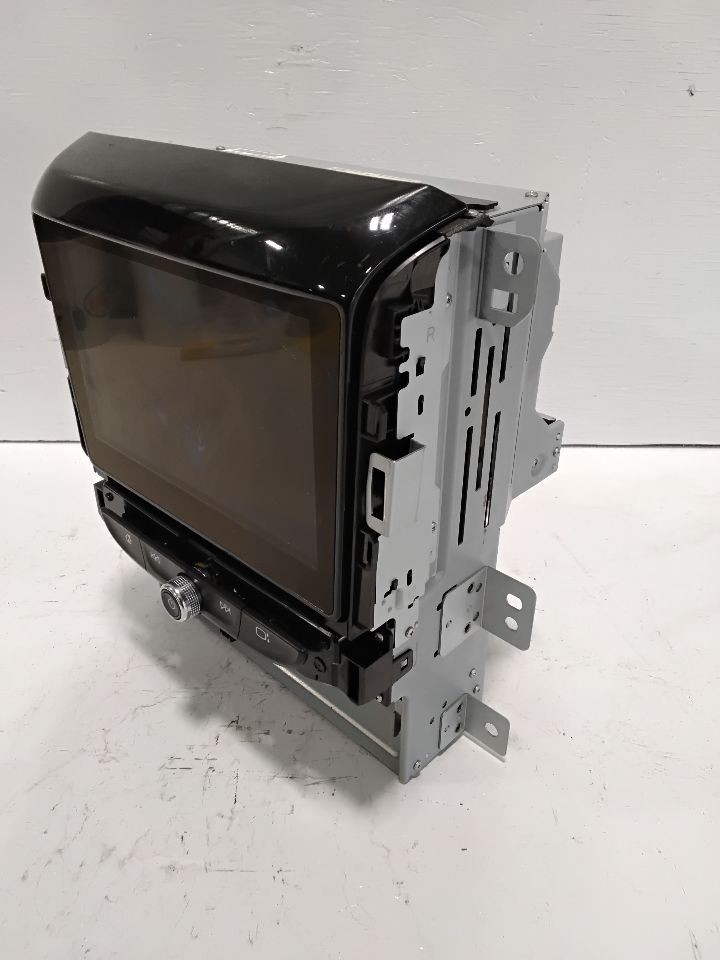 2020-2024 TRAVERSE 8" Dash Mounted Display Screen Driver Information