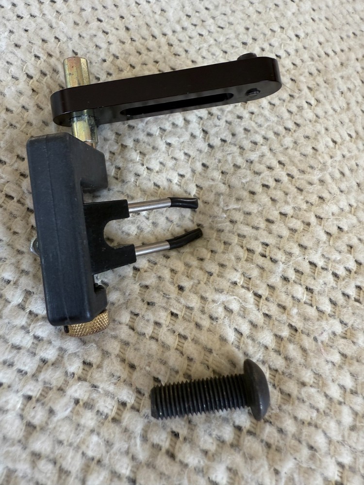 Cobra Dual Prong Flipper Rest