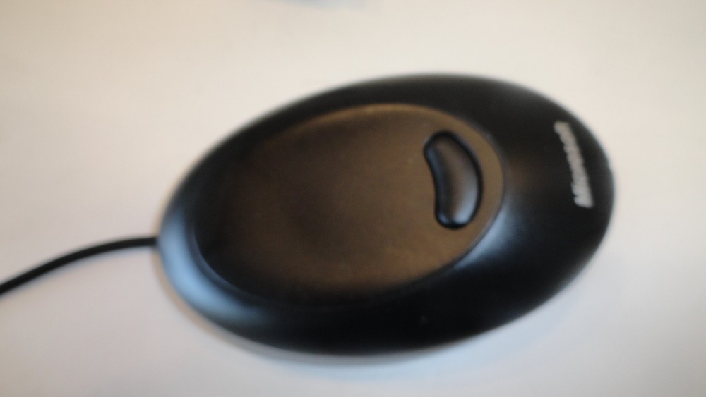 UU13: Microsoft Wireless Intellimouse Explorer Mouse Receiver v2.0