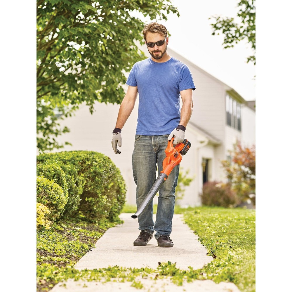 BLACK+DECKER 40V Max Sweeper - LSW40C