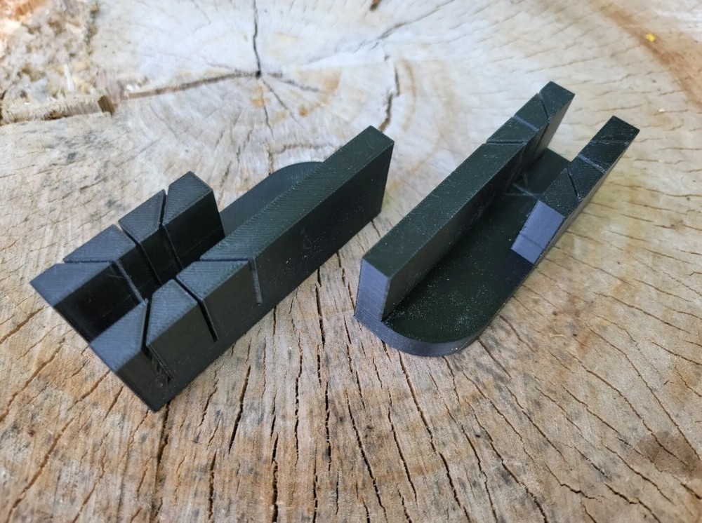 Trim Molding Miter Box