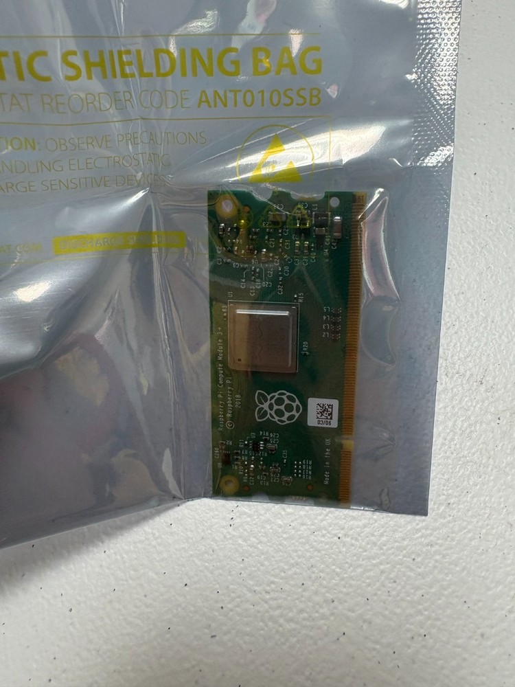 NEW Raspberry Pi Compute Module 3+ 32GB