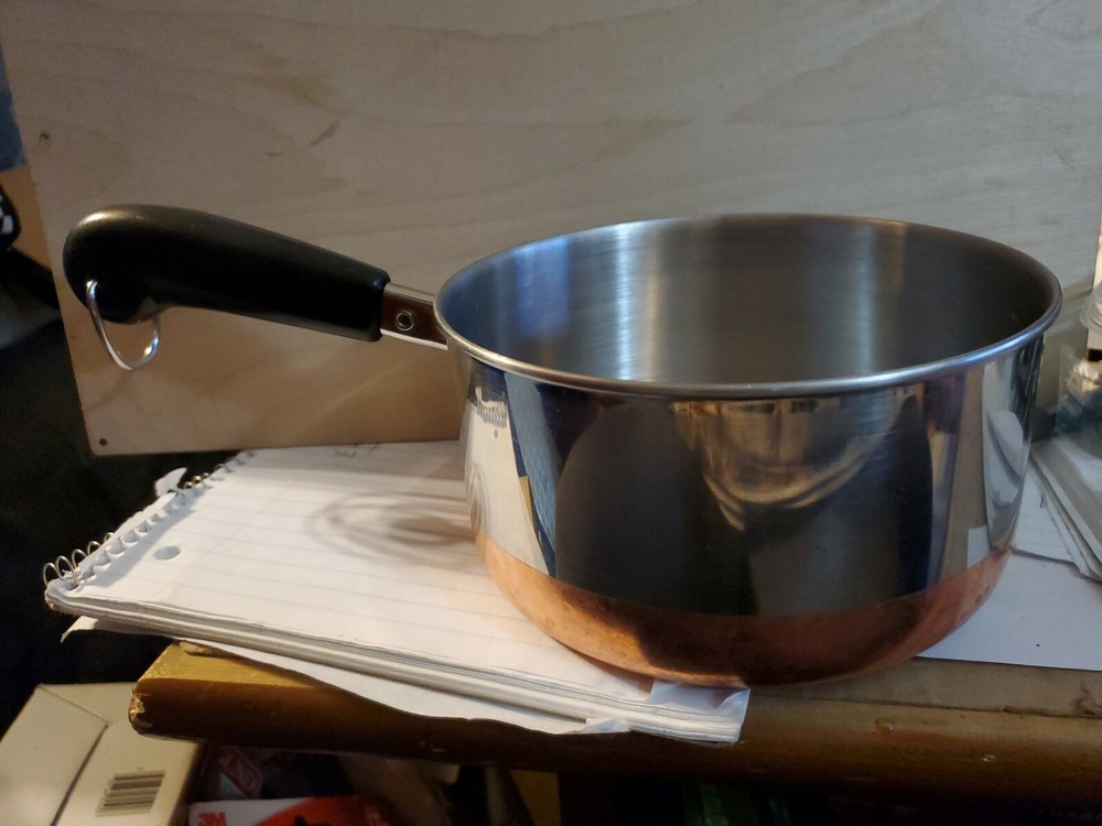 Revere Ware 1 1/2 Quart Pan