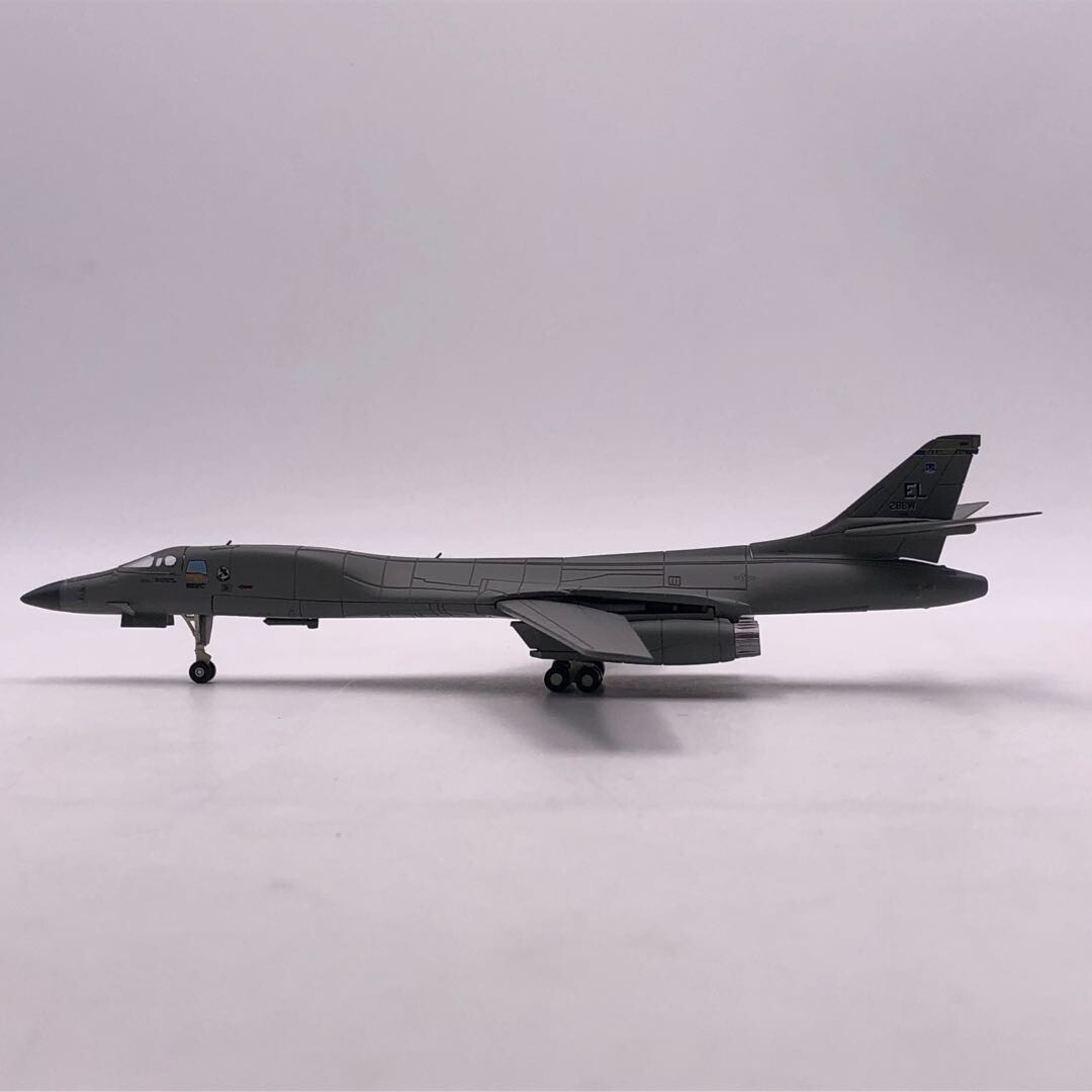 Wltk USAF EL28BW Rockwell B-1B Lancer Bomber 1/200 Diecast Aircraft Jet Model
