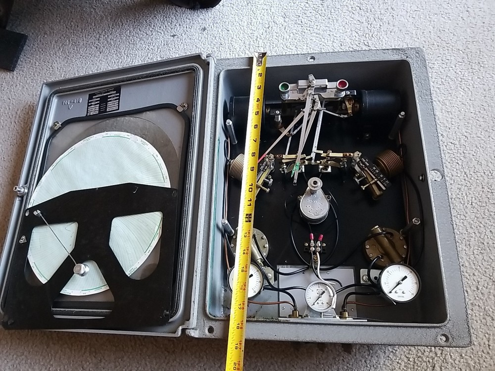 Powers Regulator Co Type 101-0496 Model IN2 Circular Chart Recorder Steampunk