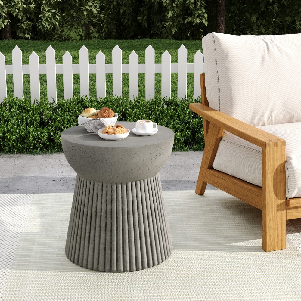 Outdoor Light Weight Concrete Side Table