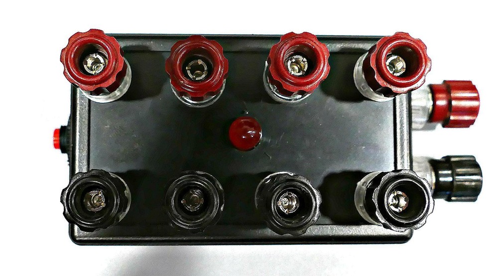 Accessory Power Kit 2 versions