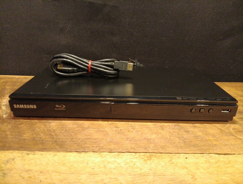 Samsung BD-E5300 Blu-Ray Disc Player Tested & Working