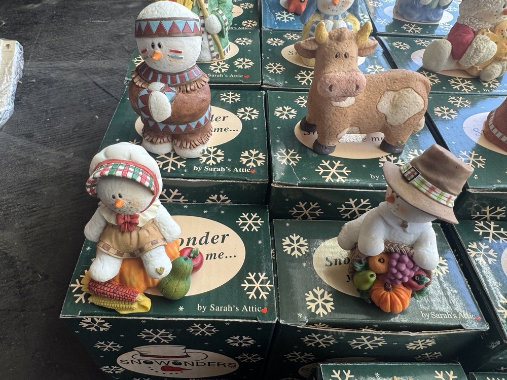 Sarah's Attic Snowonders Figurine