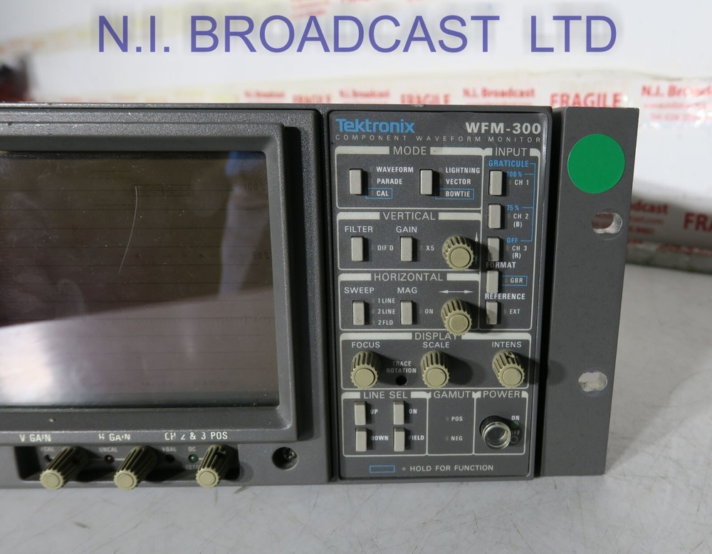 Tektronix wfm300 waveform vectorscope composite / component. excellent