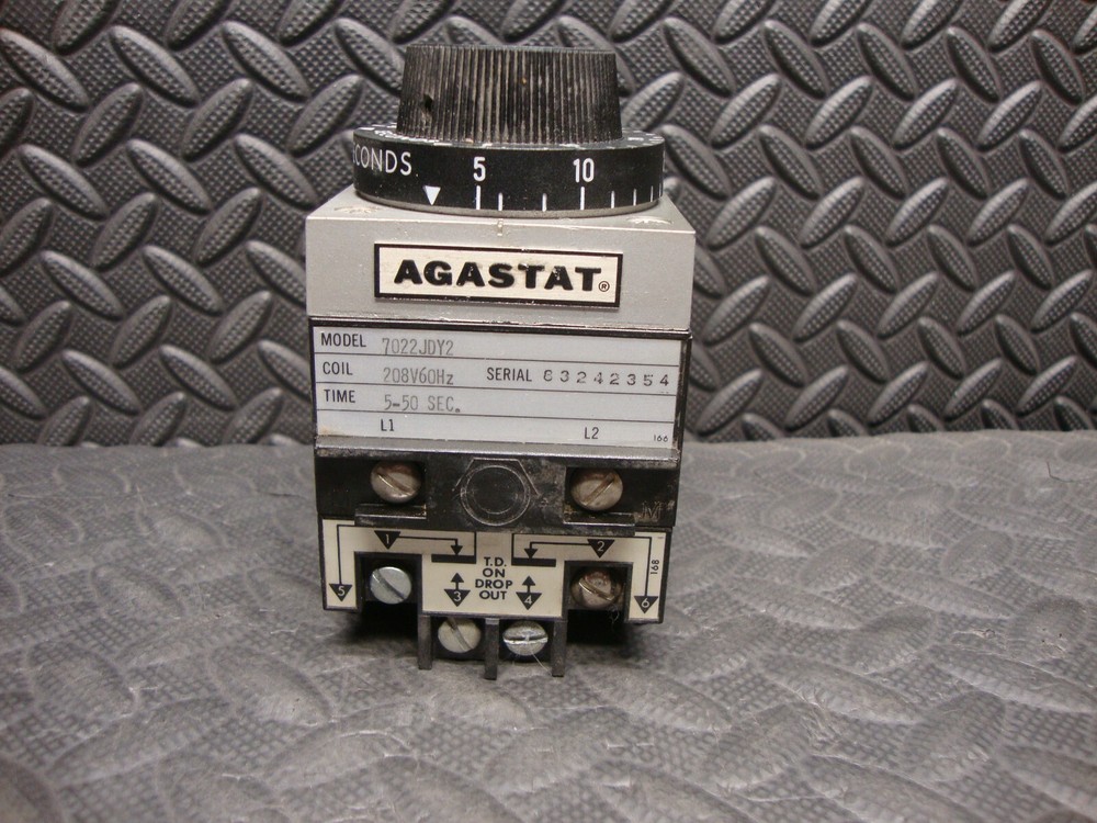 Agastat 7022JDY2 Timing Relay Timer 5-50 Seconds 208 Volt Coil