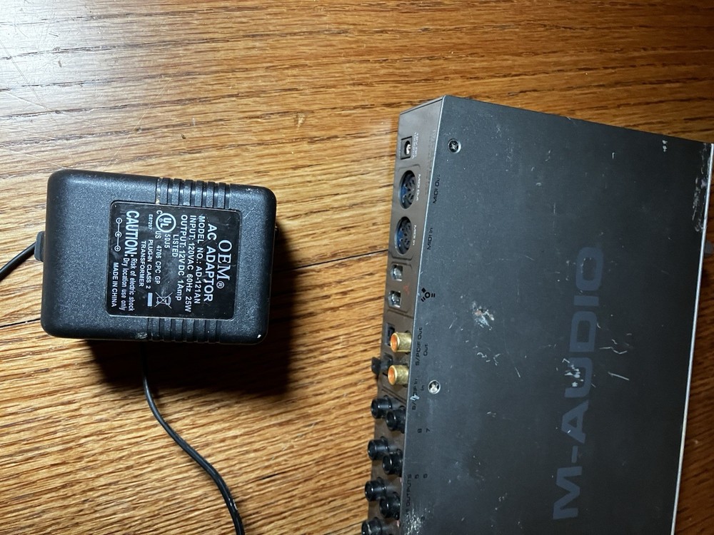 M Audio FireWire 410 interface with power supply