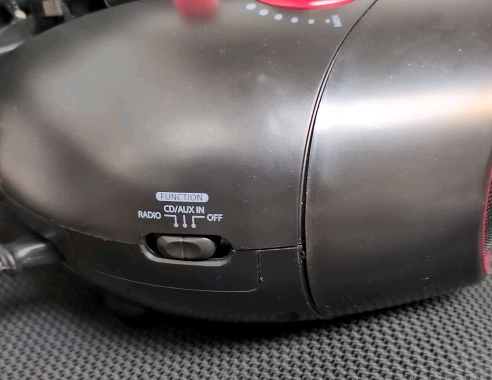 Jensen CD-490 CD Radio Red Working Great Condition