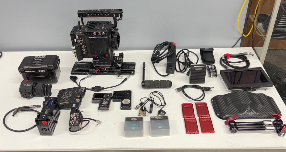 Loaded !!! RED DSMC2 Monstro 8K VV Package |Good Condition