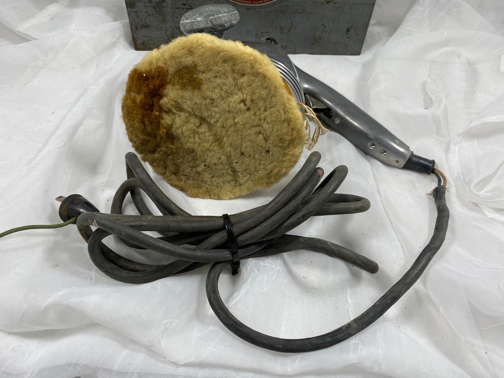 CRAFTSMAN BUFFER / SANDER 207.2561 WITH CASE SEARS ROEBUCK