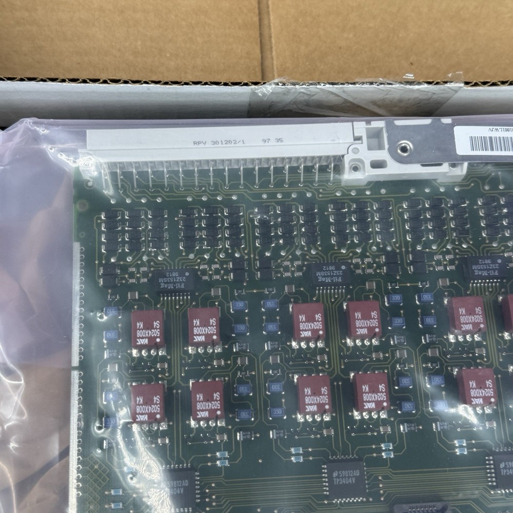 Ericsson ROF1375334/3 R1B ELU28 Module