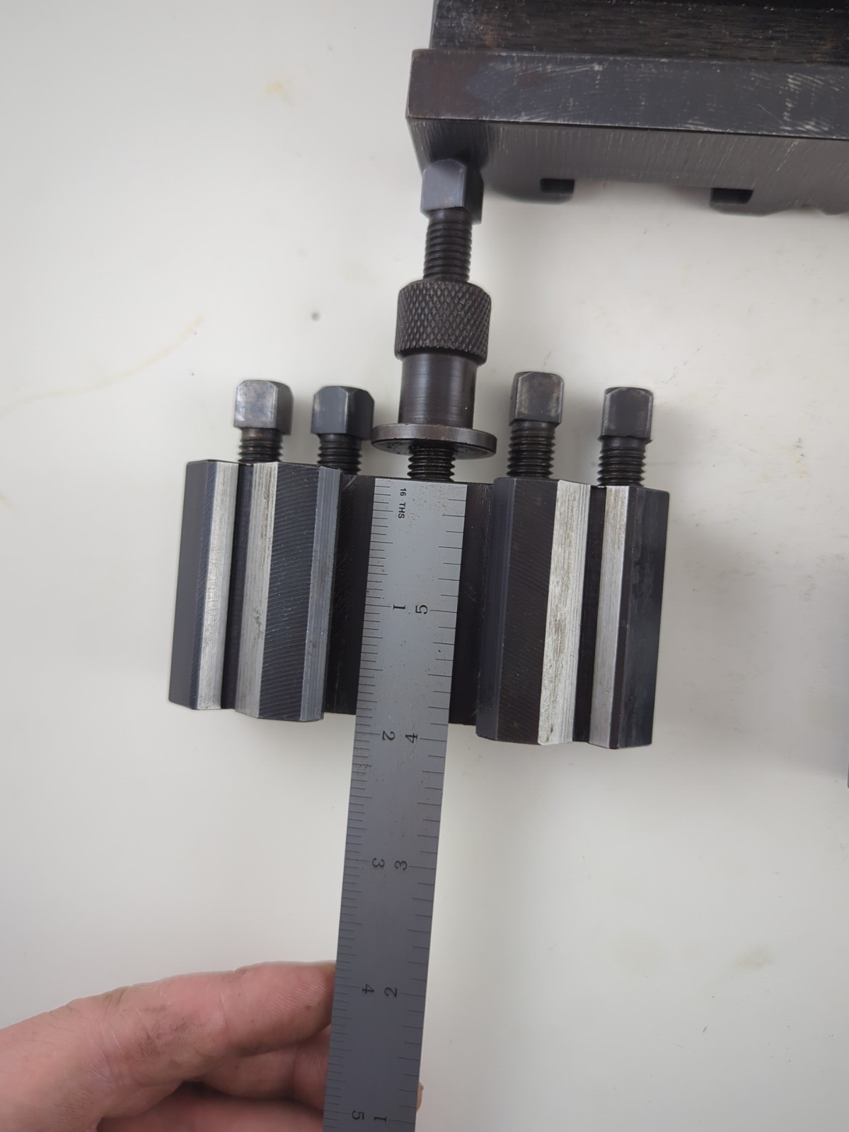 Mecanizados Huesca MH90 Quick Change Tool Post w/ (5) Tool Holders & Wrench