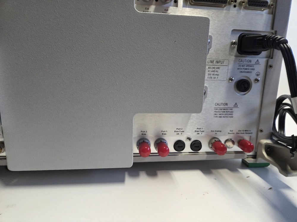 Anritsu MS4622B 10 MHz to 3 GHz S - Parameter Vector Network Analyzer