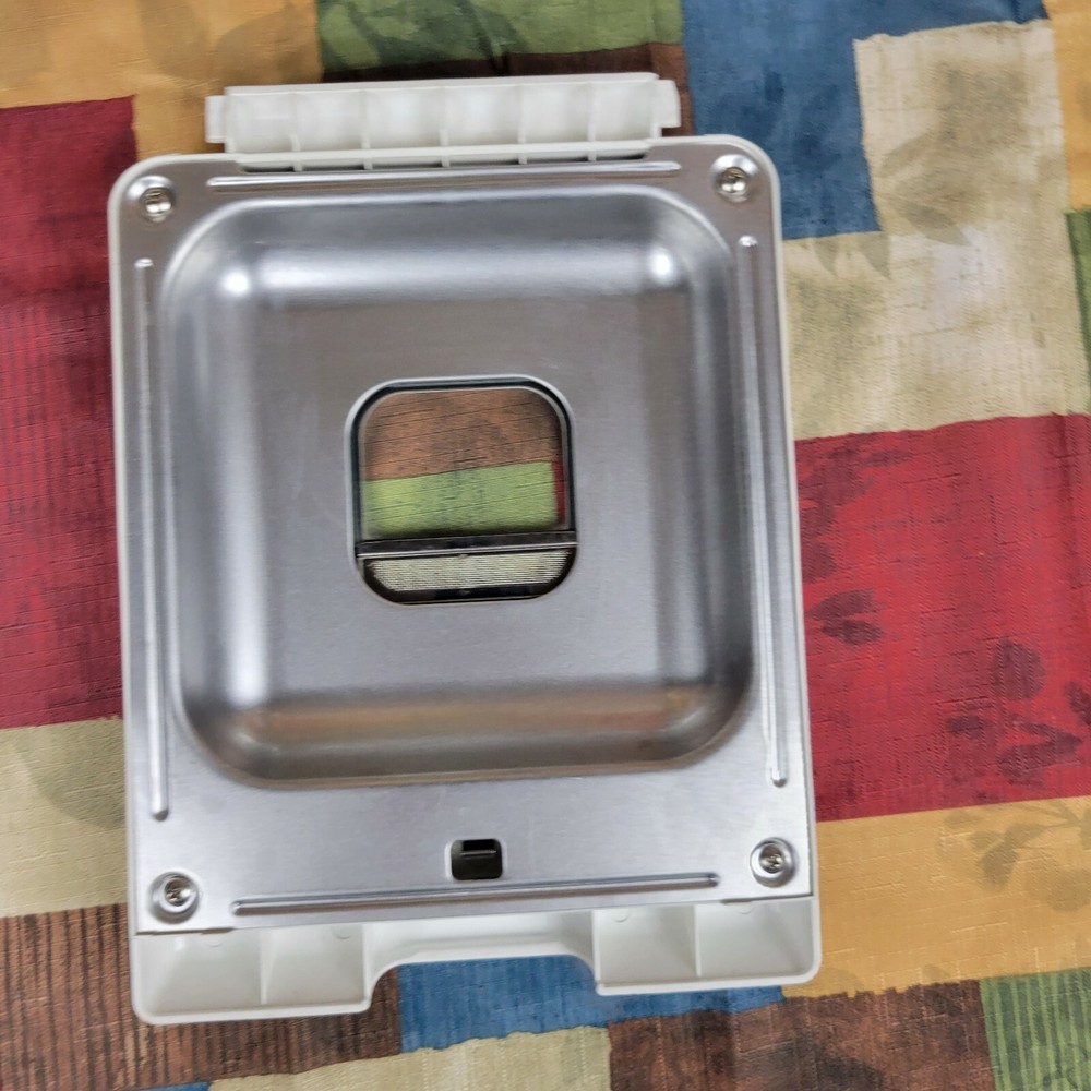 Hitachi HB-B102 Automatic Home Bakery Replacement Lid Top OEM