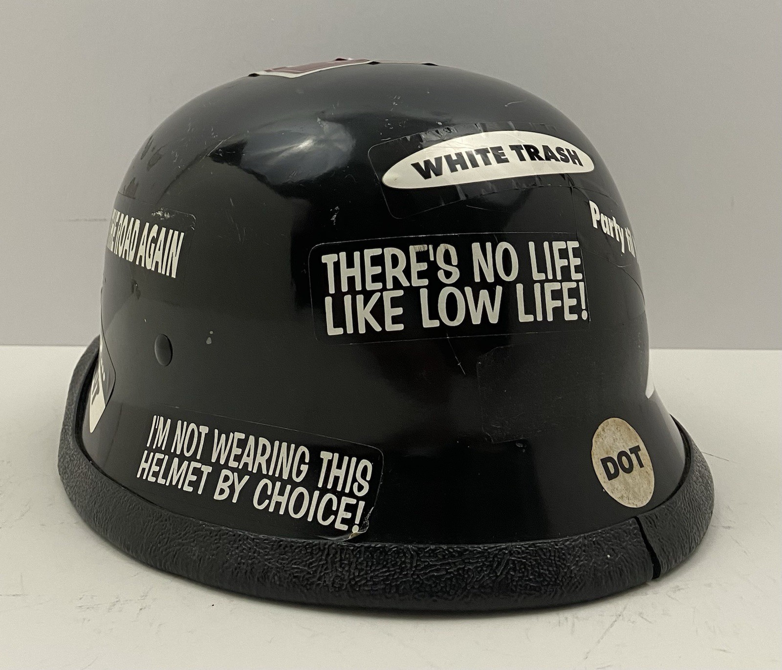 Vintage Freedom Novelties Biker Helmet, XL DOT Black Skid Lid Novelty, RARE!￼