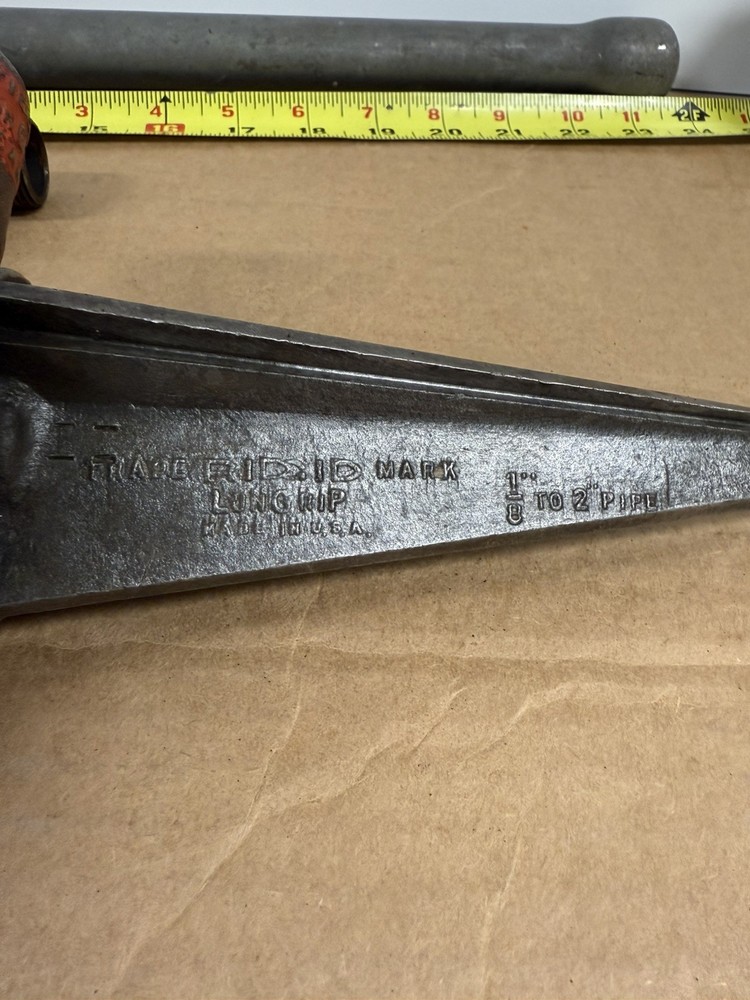 Ridgid Tools 12-R Pipe Threader Handle Assembly 1/2” die No 2 Long Grip Reamer