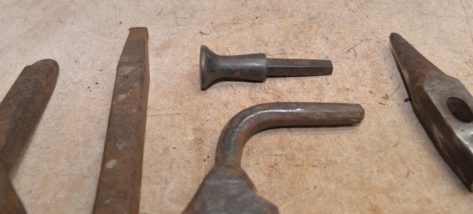 5 blacksmith tools Champion hammer stake anvil hardy metal working tool lot F4