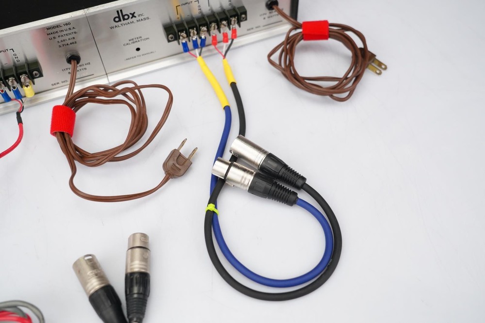 dbx 160VU Compressor Limiter Stereo Pair #59108