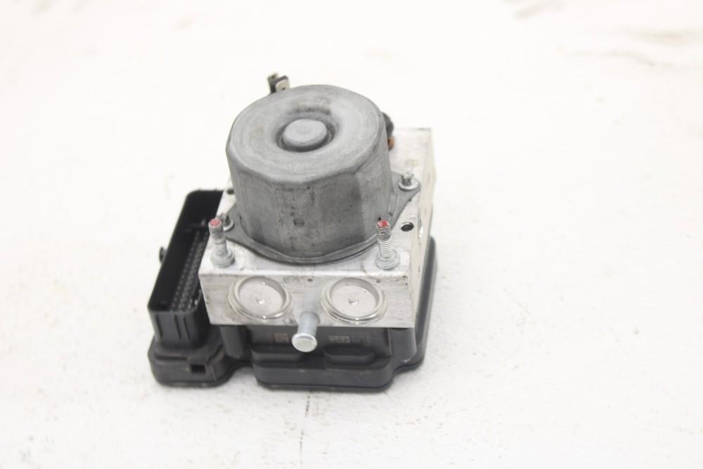 2019-2020 Harley Davidson Tri Glide Freewheeler ABS Control Module