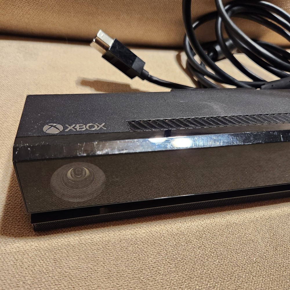 Microsoft Xbox One Kinect Camera Sensor Bar Black Model 1520 OEM Tested/Works