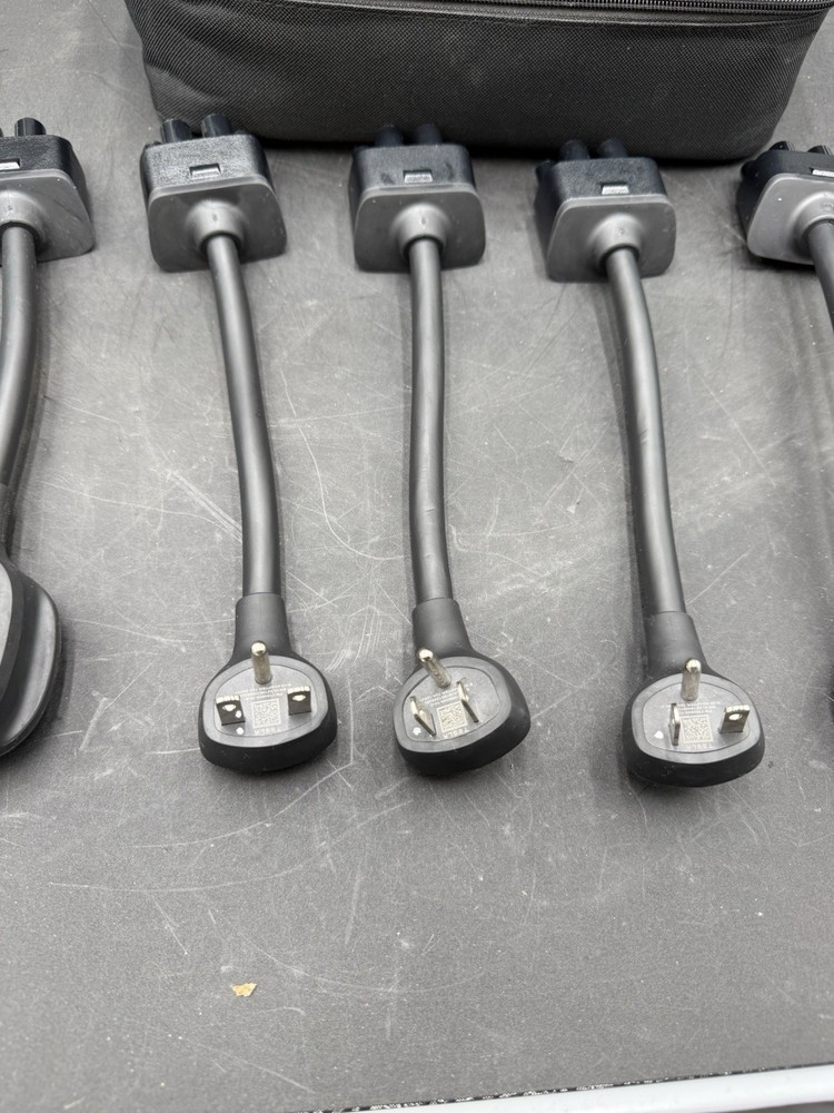 Tesla Power Adapter Kit Excellent Condition