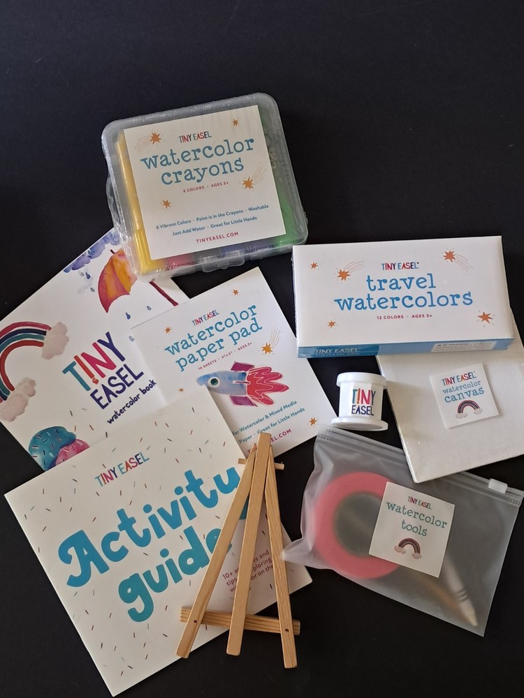 Tiny Easel Traveler Box