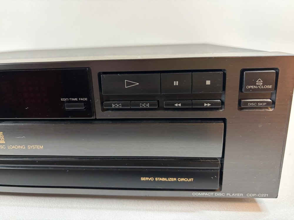 Sony CDP-C221 5-Disc CD Player Changer High Density Linear Converter – Untested