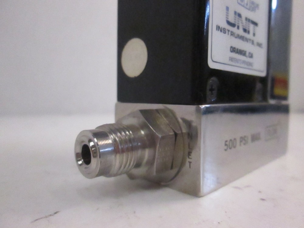 Unit UFC-1100 Mass Flow Controller, BCL3, 25 SCCM, Used