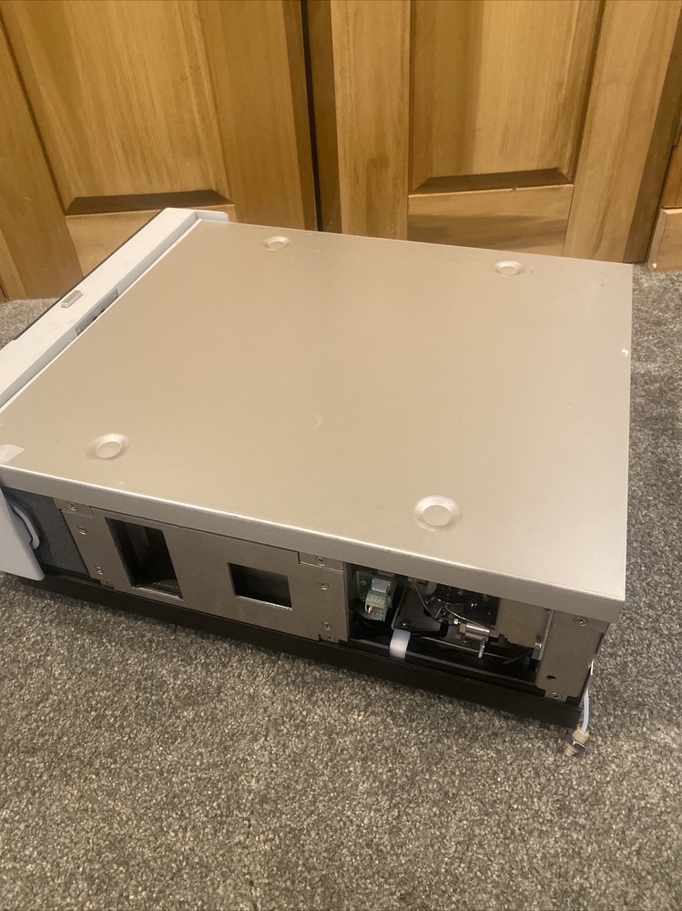 Thermo Scientific Dionex UltiMate 3000 FLM-3100 Flow Manager Powers On!