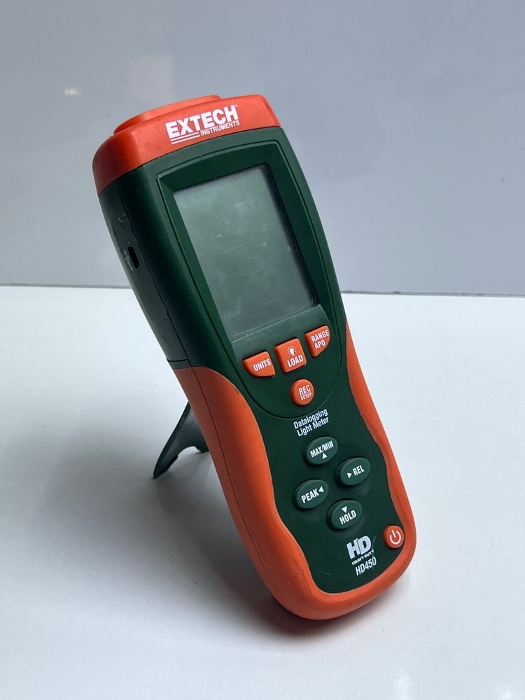 EXTECH HD450 DATALOGGING LIGHT METER
