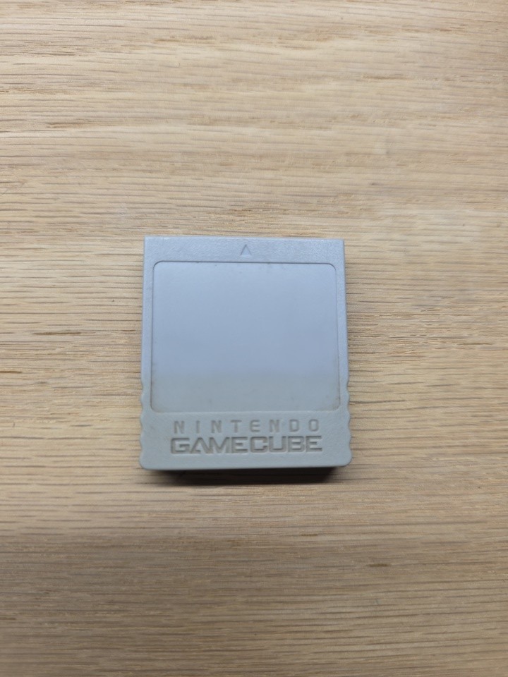 Official Nintendo Gamecube Memory Card 59 Blocks DOL-008 Gray