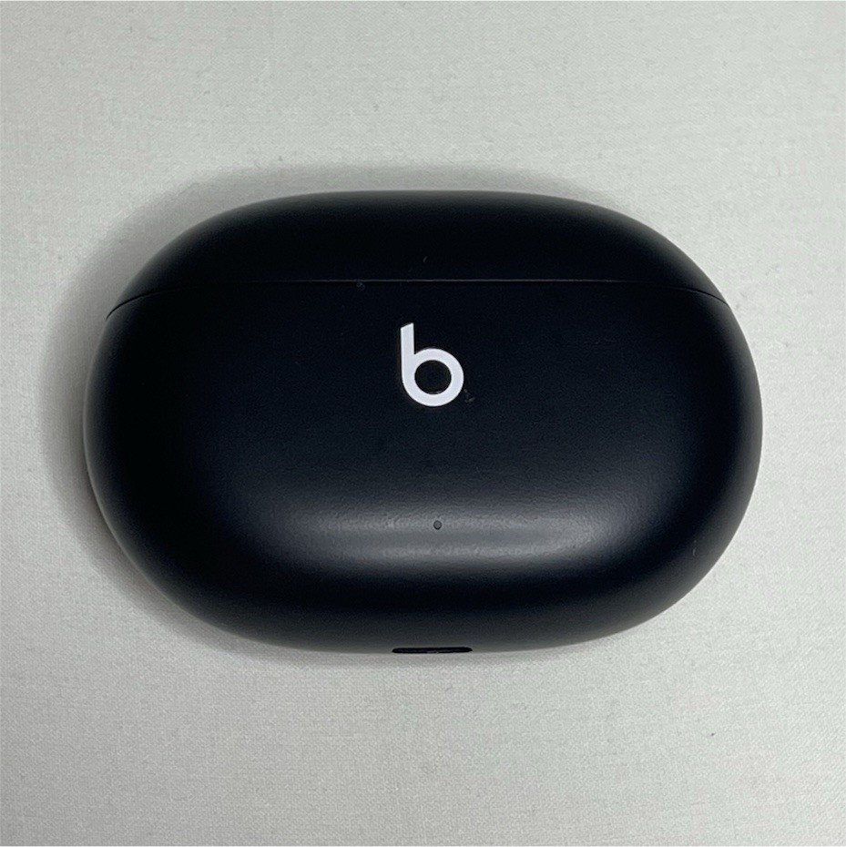 Beats by Dr. Dre Black Charging Case only
