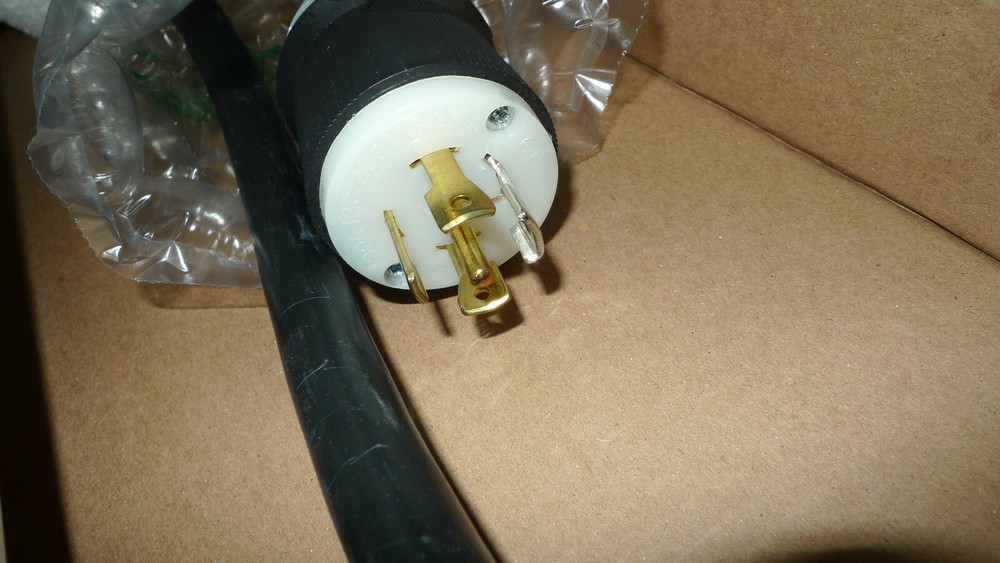 NEW Vertiv MPH2 Power Distrubution Unit MPHB1123