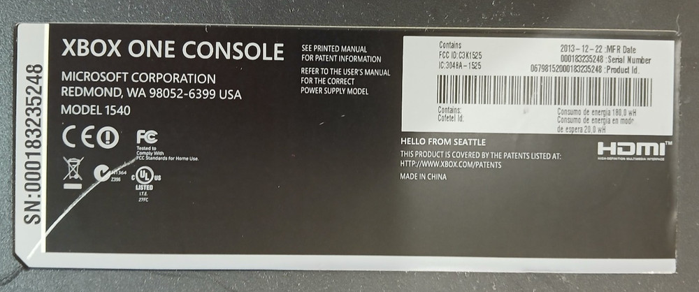 XBox One Console Model 1540 Bundle w/2 Controllers/Kinect Motion Sensor/4 games