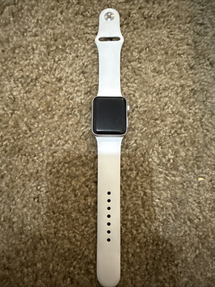 Apple Watch Series 3 Locked