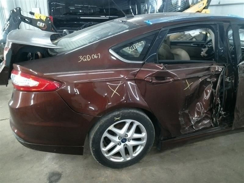 FUSION 2015 High Mounted Stop Light 104582944