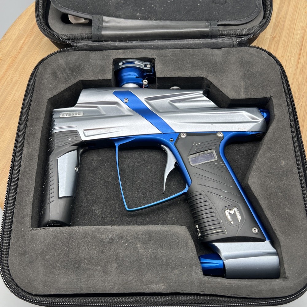 MacDev Cyborg 6 Paintball Marker CO221 Blue