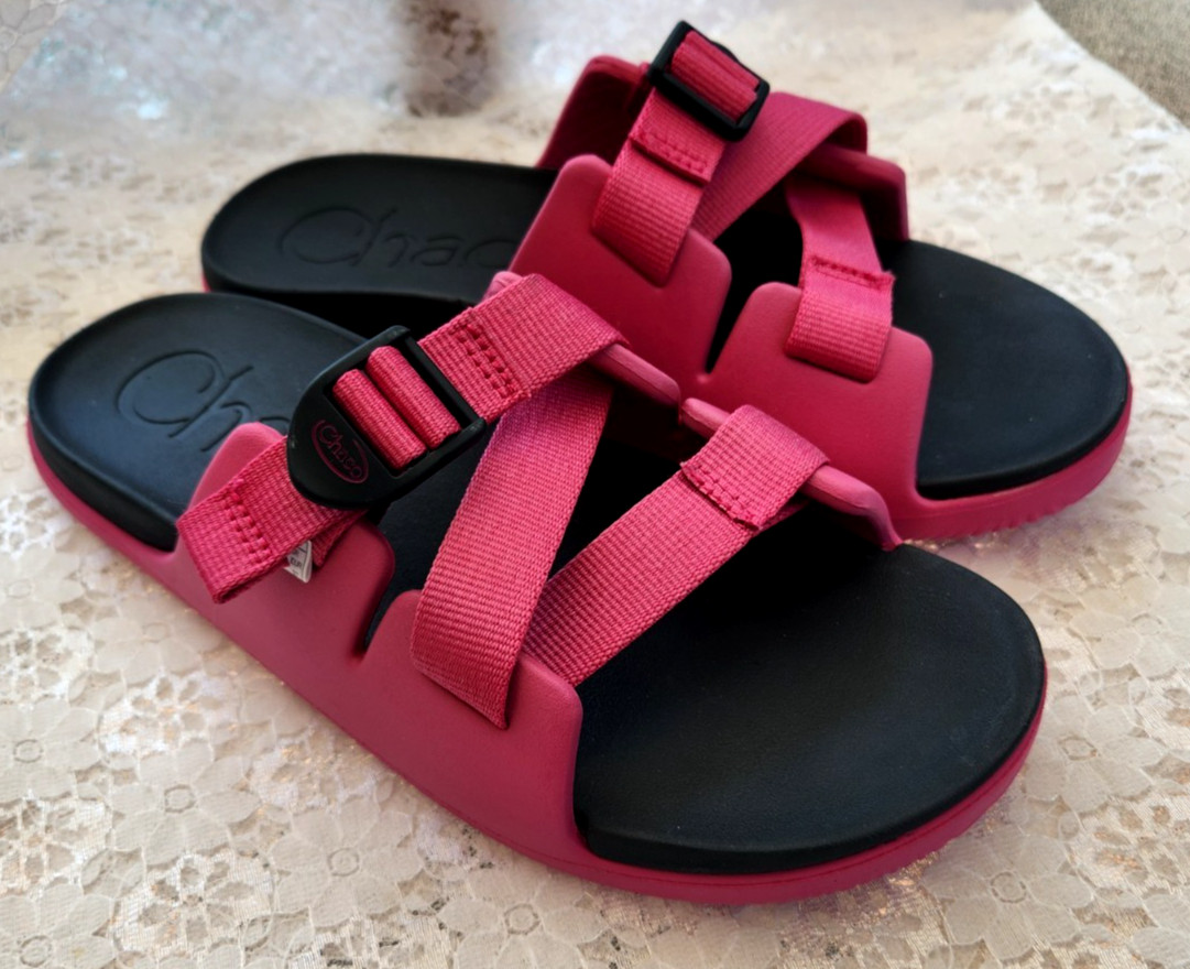 CHACO SANDALS, Magenta Pink CHILLO Slides, EURO 37 (women's 7.5 - 8)